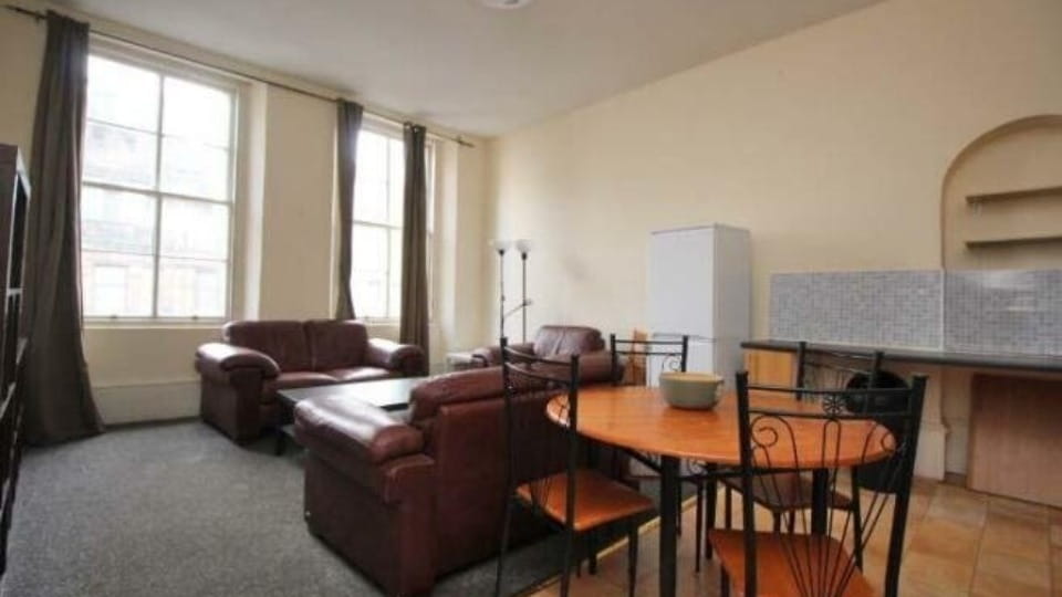 Living room before staging
