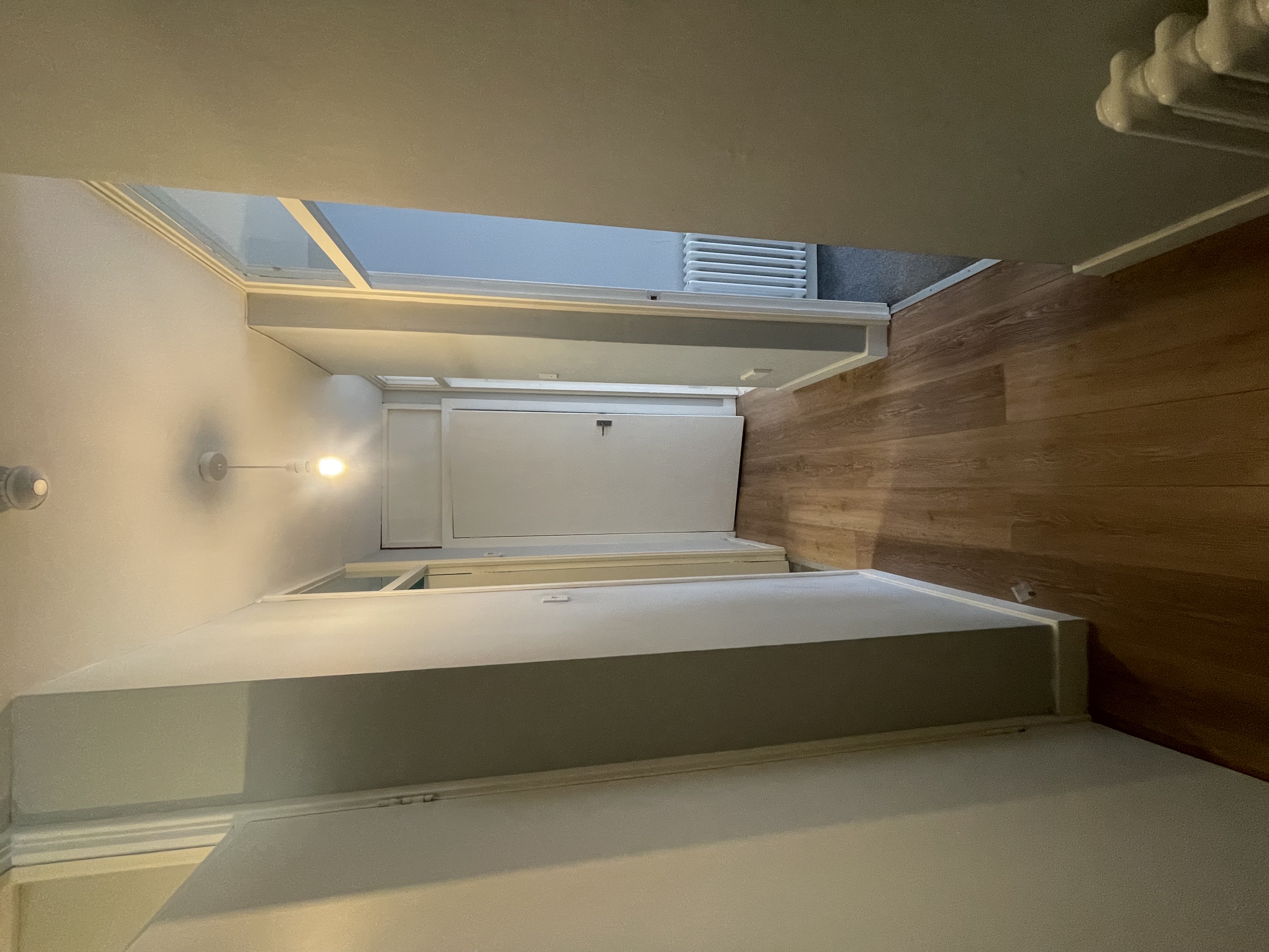 Bathroom before refresh